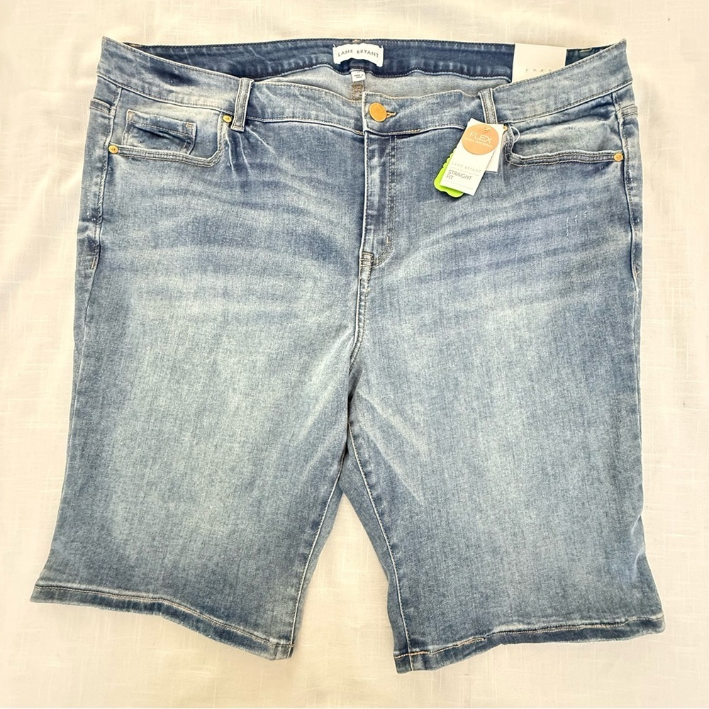 NEW Lane Bryant Straight Fit Bermuda Jean Flex Magic Waistband Shorts Size 24